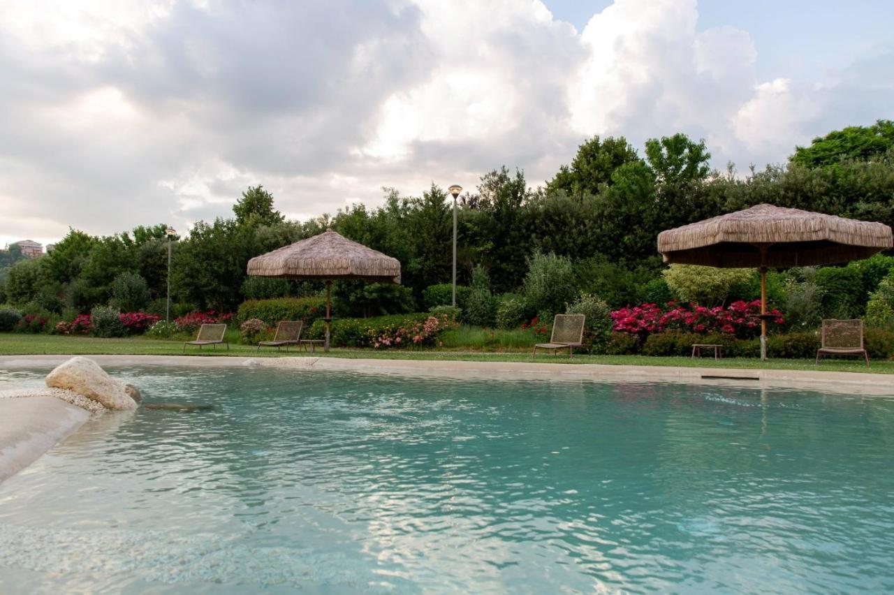 Magione Papale Relais Hotel L'Aquila Eksteriør billede