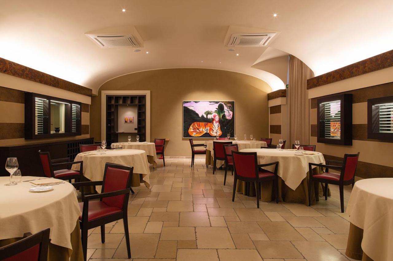 Magione Papale Relais Hotel L'Aquila Eksteriør billede